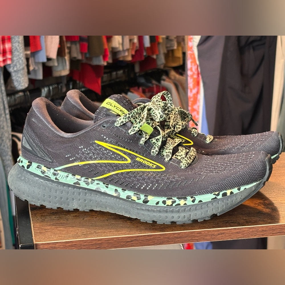 Brooks Black and Gray Athletic Shoes